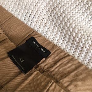 Ann Taylor Mid-Rise Straight Leg Khaki Crop Pant